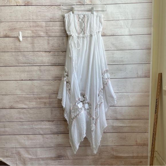 FREE PEOPLE ONE GAUZY FLOWY STRAPLESS DRESS WITH CROCHET LACE - Picture 1 of 9
